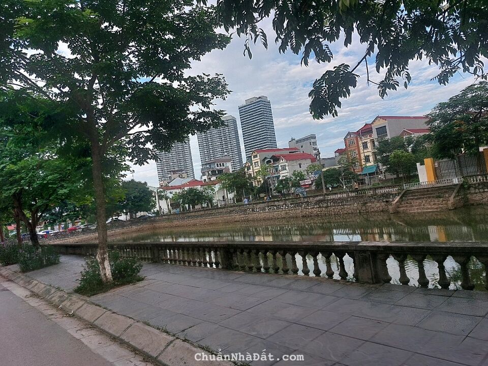 Chục chính Ngọc Chi, Vĩnh Ngọc 81m, MT 5M. Vỉa hè, Kinh doanh, Ô Tô tránh. Gía 10,5 tỷ.