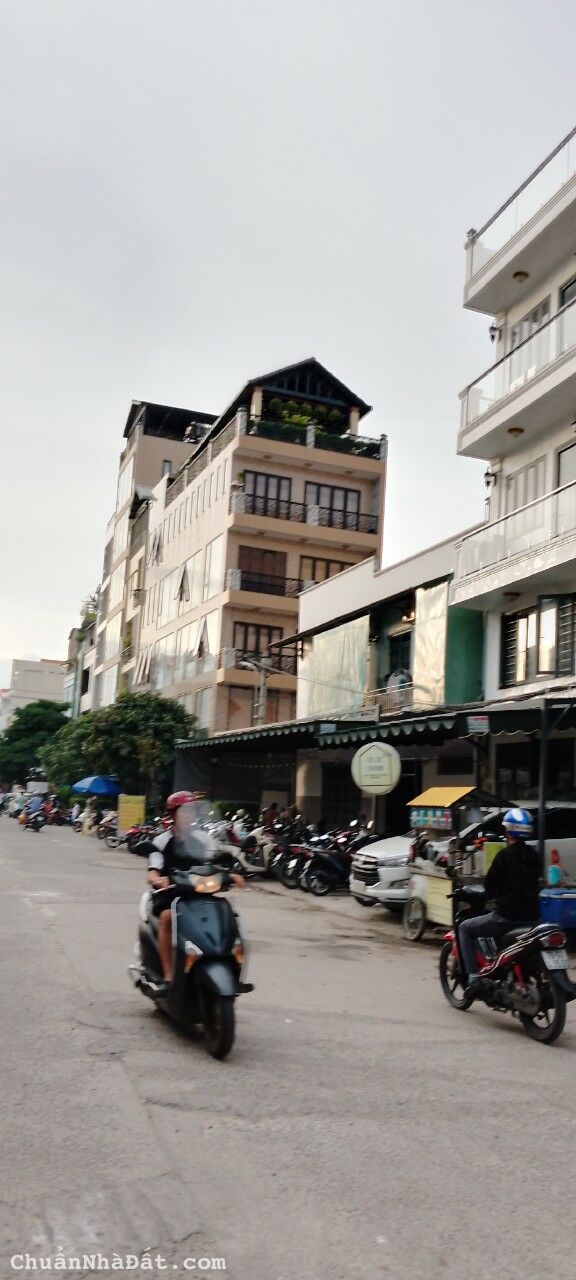 Bán nhà mặt tiền đường D5,P.25,Q.Bình Thạnh,6,5mx7m,3 lầu,sổ hồng,giá 18 tỷ 