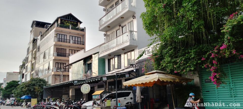 Bán nhà mặt tiền đường D5,P.25,Q.Bình Thạnh,6,5mx7m,3 lầu,sổ hồng,giá 18 tỷ 