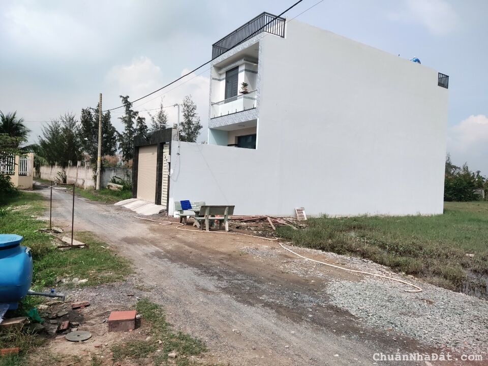 Đất nền sổ đỏ thổ cư,gần chợ Điệm,Bình Chánh,TPHCM,giá 2 tỷ tl 