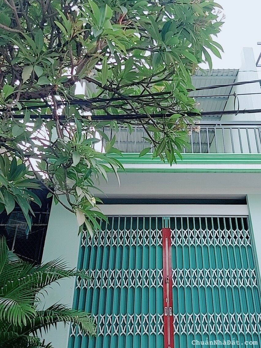 Nhà mới, đẹp, Q Bình Tân, 64m2, 2 tầng đúc, giá chỉ 5.5 tỷ.