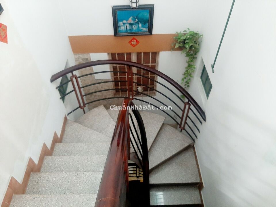 Nhà khu vực Trần Hưng Đạo – Nguyễn Tri Phương Q5, 52m2, 4 tầng btct, giá 7.8 tỷ Thương Lượng.