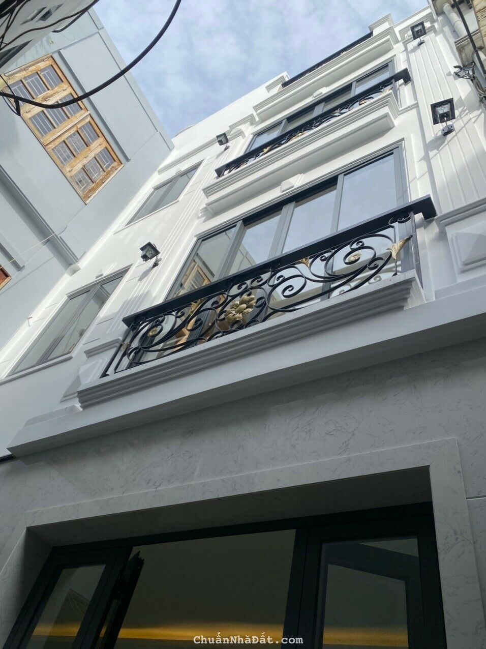 Nhà đẹp Võ Thị Sáu_ Q3, 34m2 ngang 10m, 4 Tầng, 6.78 tỷ TL.