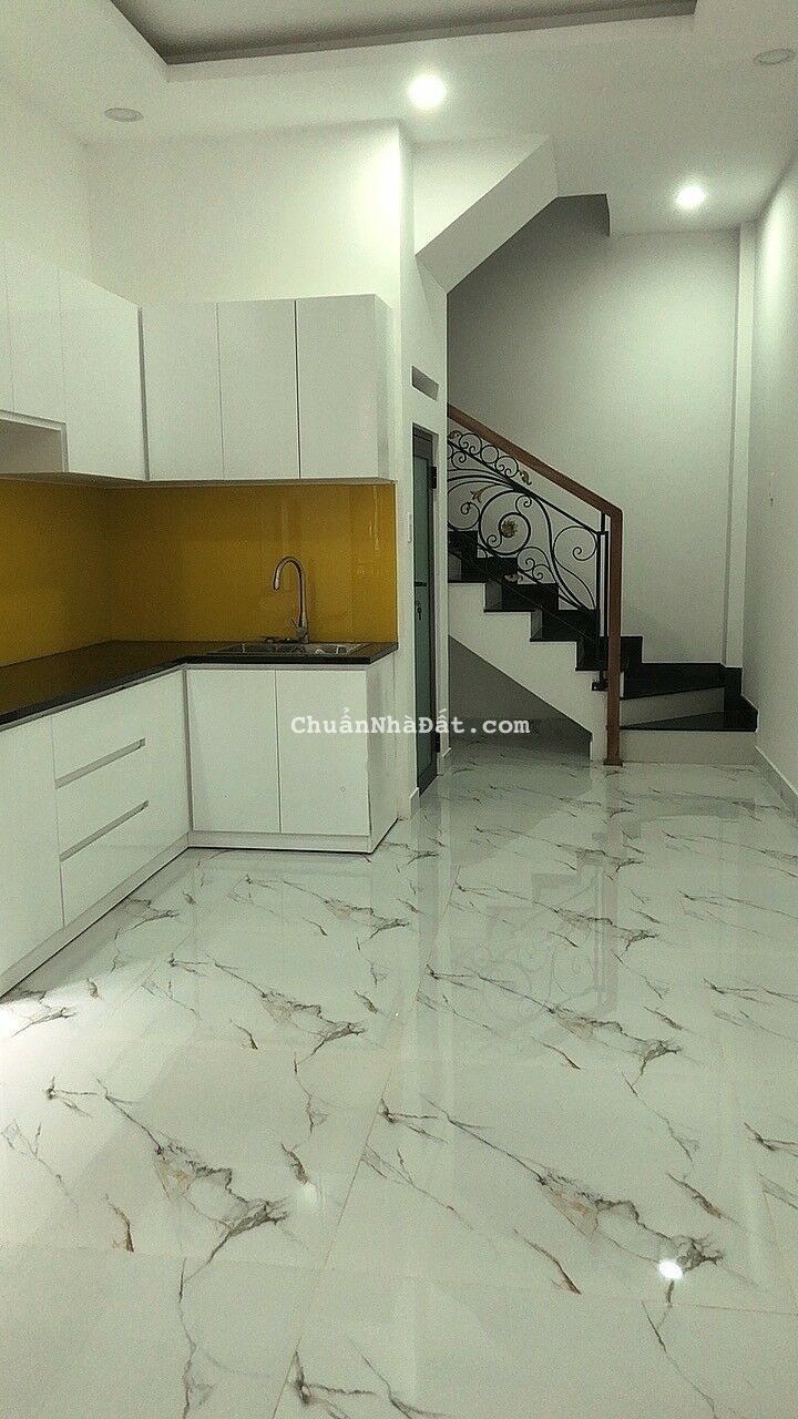 Nhà đẹp Võ Thị Sáu_ Q3, 34m2 ngang 10m, 4 Tầng, 6.78 tỷ TL.