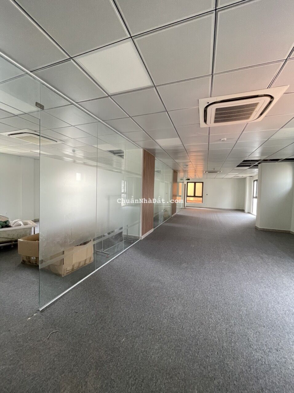 "Cần cho thuê căn MT Pasteur, Pvõ thị sáu, Q3. 6x19m. 1 trệt 5 lầu. 110tr