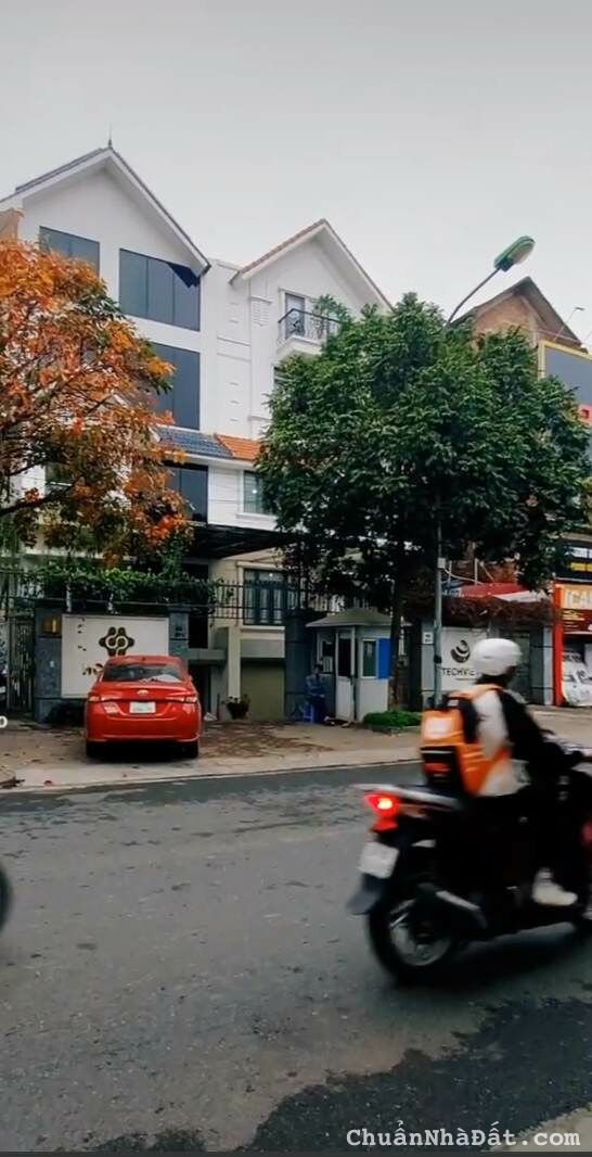 Chính chủ cần bán gấp căn nhà Biệt Thự Khu Nhà Ở Trung Văn Nam Từ Liêm Hà Nội dt 185 m2 giá 3xx tỷ Chính chủ cần bán gấp căn nhà Biệt Thự Khu Nhà Ở Trung Văn Nam Từ Liêm Hà Nội dt 185 m2 giá 3xx tỷ