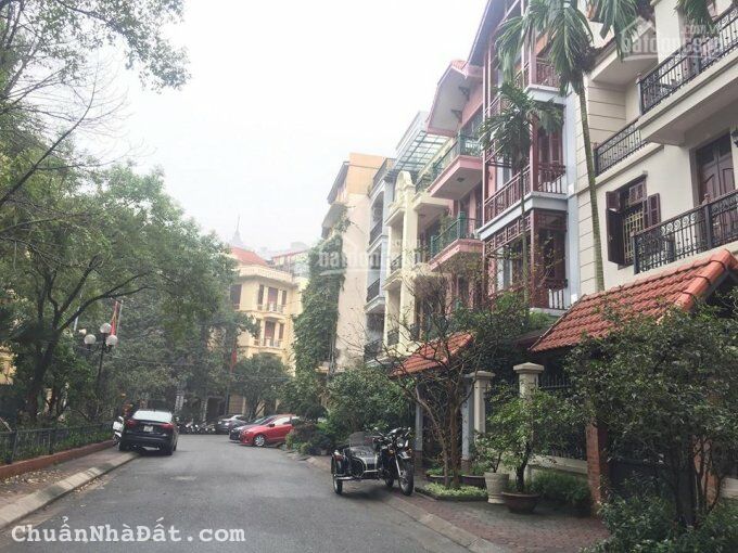 bán gấp căn biệt thự Trung Yên Phố Lưu Quang Vũ Xuân Quỳnh Trung Hòa Cầu Giấy DT 184 m2 giá 59,5ỷ bán gấp căn biệt thự Trung Yên Phố Lưu Quang Vũ Xuân Quỳnh Trung Hòa Cầu Giấy DT 184 m2 giá 59,5ỷ