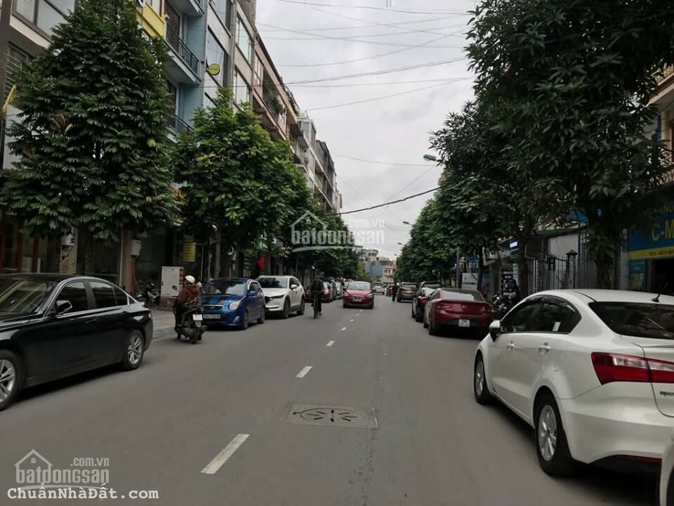 Em cần Bán Căn Biệt Thự Villa Siêu Đẹp View Vườn Hoa Công Viên Yên Hòa Đường Trung Yên D1 H2 .Trung Em cần Bán Căn Biệt Thự Villa Siêu Đẹp View Vườn Hoa Công Viên Yên Hòa Đường Trung Yên D1 H2 .Trung