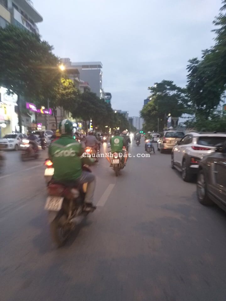 bán gấp căn BT  Đội Cấn, 19 Liễu Giai. Vạn Bảo. Vạn Phúc. phường Liễu Giai, Quận Ba Đình dt 240 m2 