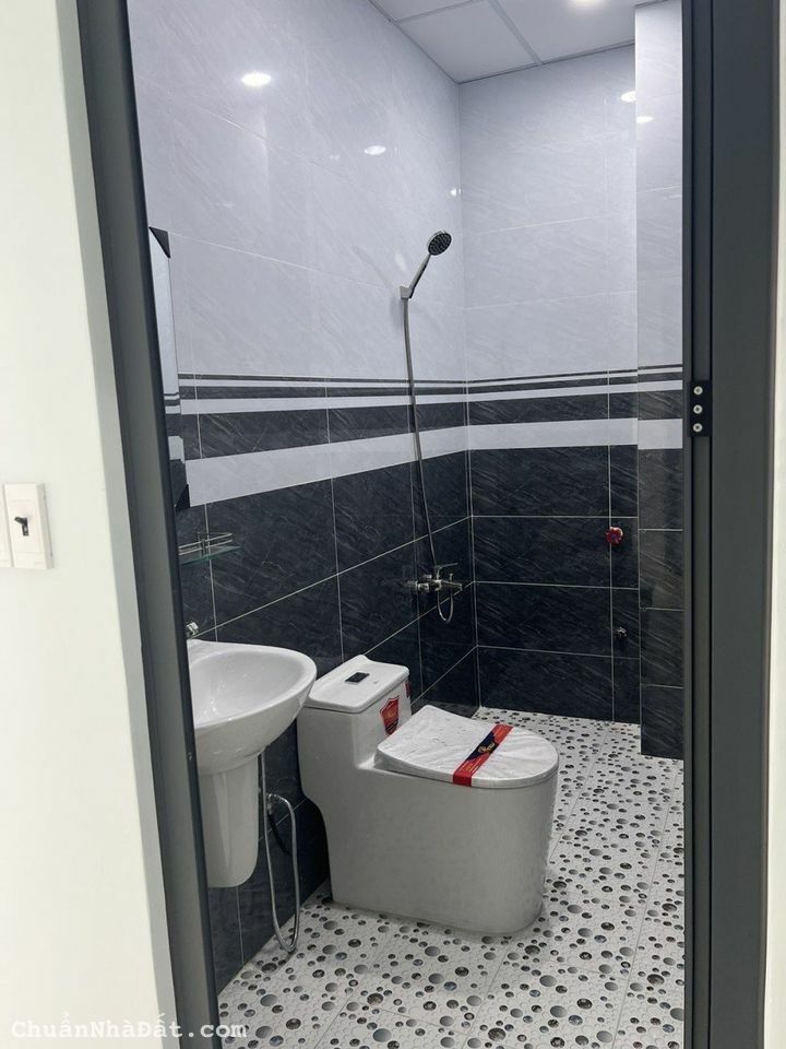 Đường Nguyễn Trường Tộ, Phường 12, Quận 4