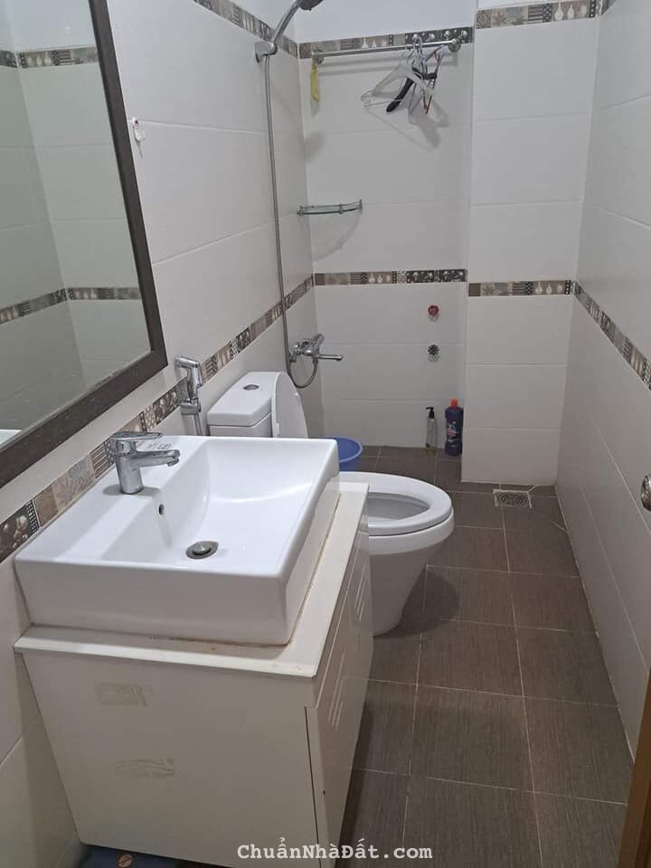 Đường Xóm Chiếu, Phường 8, Quận 4 Đường Xóm Chiếu, Phường 8, Quận 4