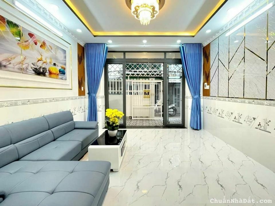 Đường Nguyễn Tất Thành, Phường 13, Quận 4