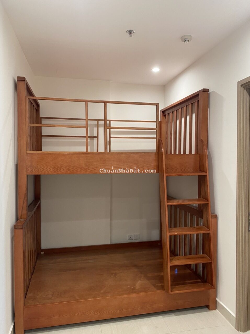 [Cho Thuê] Căn hộ 1PN+1 S4 tầng thấp - View Bể Bơi Vinhomes Smart City Tây Mỗ