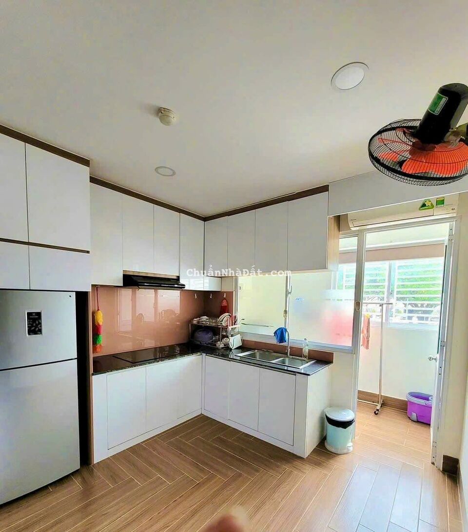 Bán căn hộ tầng 1 Chung cư CT6 Vĩnh Điềm Trung - Nha Trang