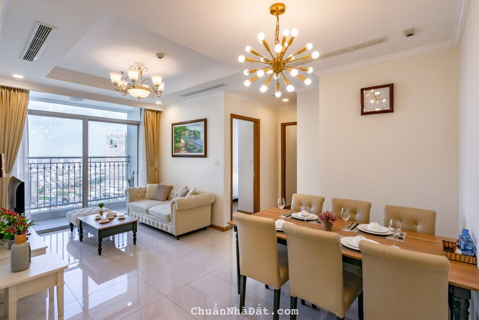 Duy nhất căn góc 2 phòng ngủ - 82m2 - Vinhomes Central Park chính chủ cần bán nhanh