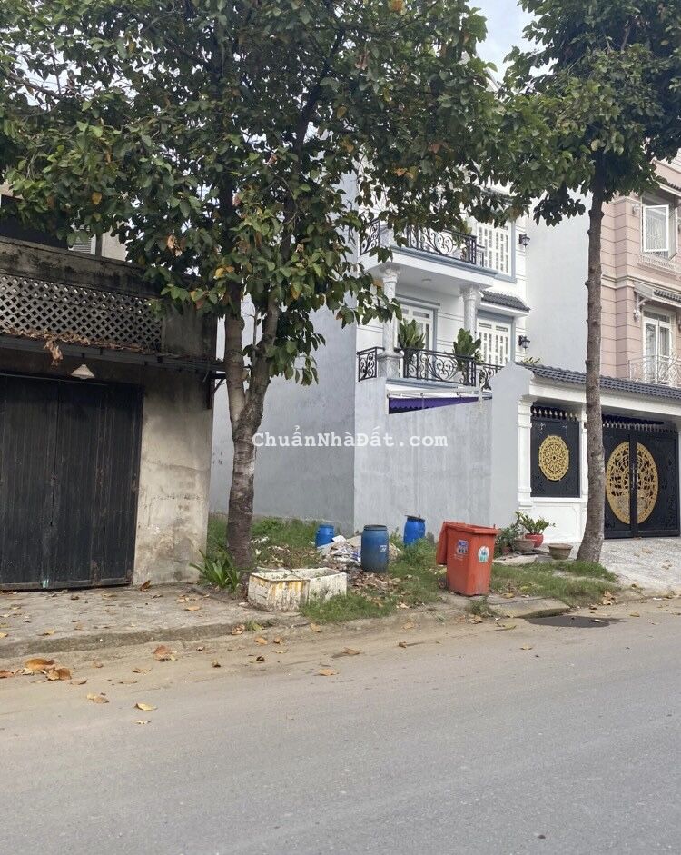 Chính chủ cần bán lô đất dự án SaiGon Village Giá 2,1 tỷ. đường Lê Văn Lương xã Long Hậu, Long An