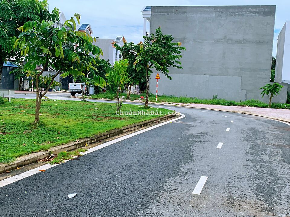 Bán gấp lô đất đường L phường An Bình, Dĩ An Bình Dương giá 2,1 tỷ Bán gấp lô đất đường L phường An Bình, Dĩ An Bình Dương giá 2,1 tỷ