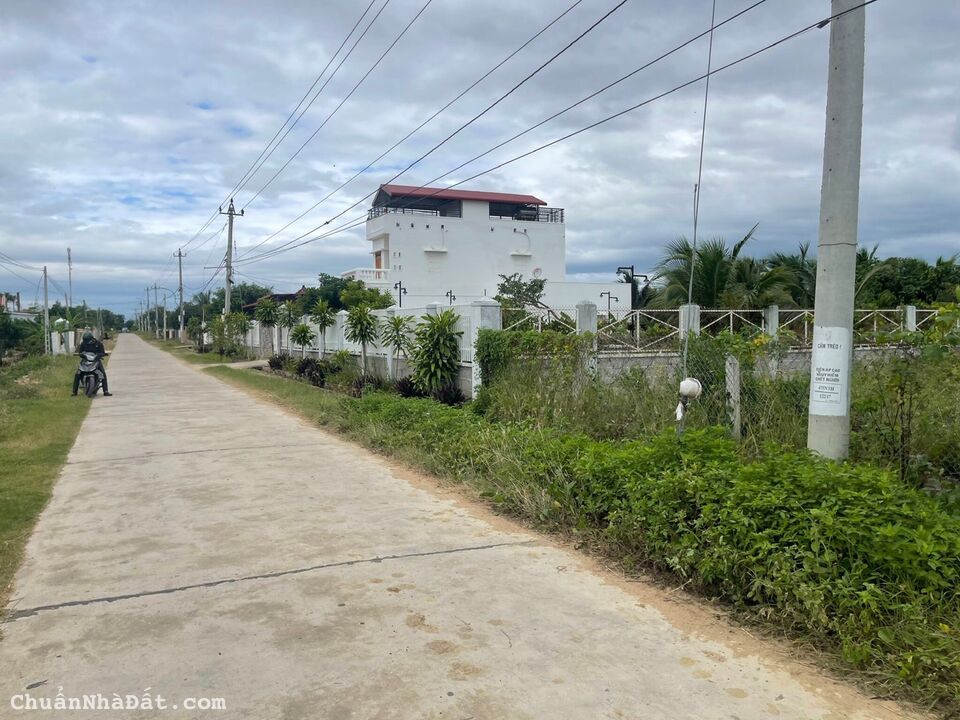 Bán đất Ninh Thọ Ninh Hoà nằm gần các KCN đường oto full thổ cư Bán đất Ninh Thọ Ninh Hoà nằm gần các KCN đường oto full thổ cư