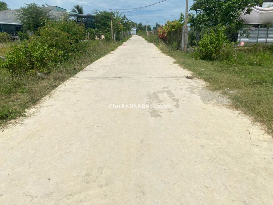 Bán đất Ninh Xuân Ninh Hoà gần QL26, gần ubnd Ninh Xuân đất đẹp đường oto Bán đất Ninh Xuân Ninh Hoà gần QL26, gần ubnd Ninh Xuân đất đẹp đường oto