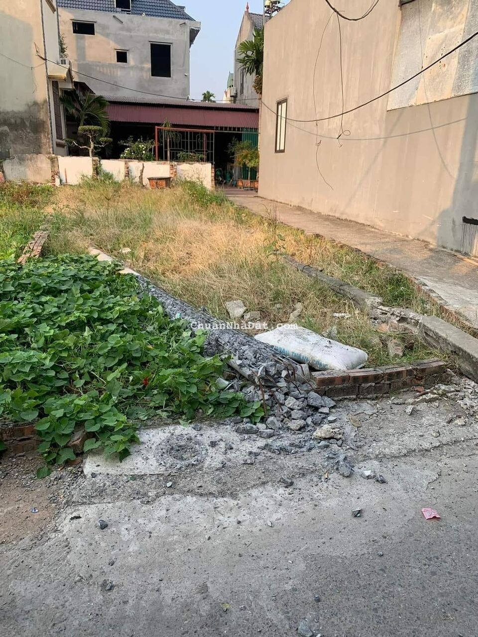 Bán lô đất 60m2 tại thôn Ngọc, Lạc Đạo giá 1,25 tỷ. LH 0362554684