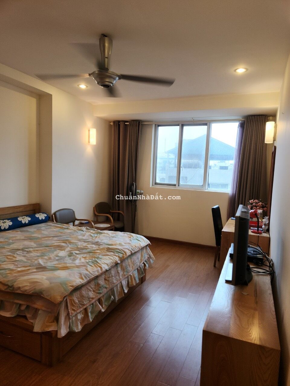 Chính chủ bán gấp CHCC CT5 Sudico Mỹ Đình Sông Đà 60m 2PN 1wc thoáng mát 3 tỷ 135tr 0988 296 228