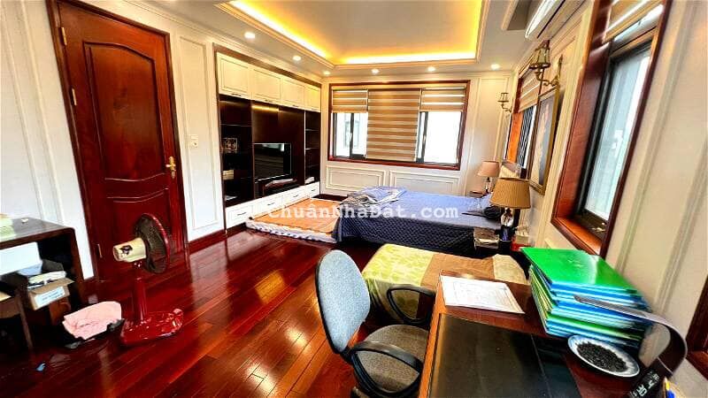 Bán Biêt Thự STARLAKE-STARLAKE Tây Hồ Tây 270m2 x 4 T x MT 10m x 102 tỷ. Tặng Nội Thất.