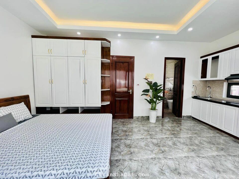 Bán CCMN Lê Đức Thọ 18 phòng 70m x 8T MT 5.5m.Thang máy. Tặng nội thất