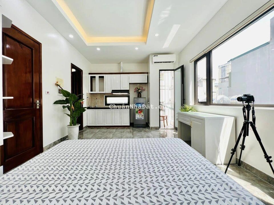 Bán CCMN Lê Đức Thọ 18 phòng 70m x 8T MT 5.5m.Thang máy. Tặng nội thất