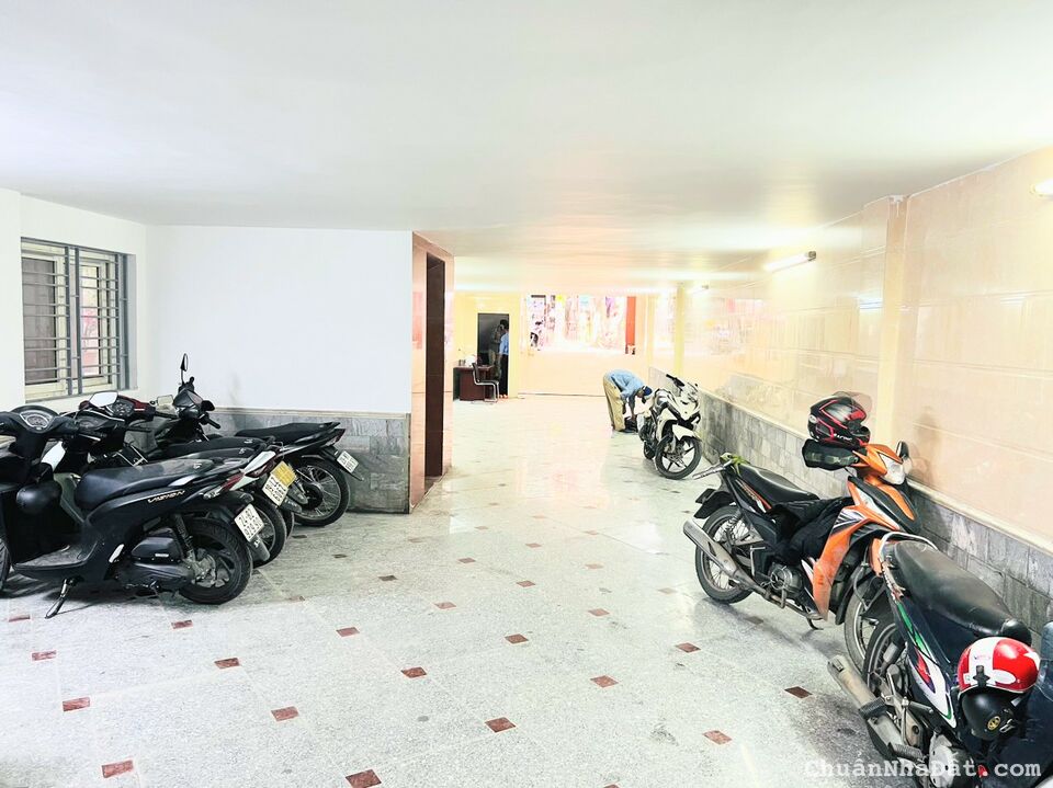 Bán nhà BUILDING mặt phố Vương Thừa Vũ 181m2 x 8 T x MT 5m x 48 tỷ.vỉa hè. thang máy Bán nhà BUILDING mặt phố Vương Thừa Vũ 181m2 x 8 T x MT 5m x 48 tỷ.vỉa hè. thang máy