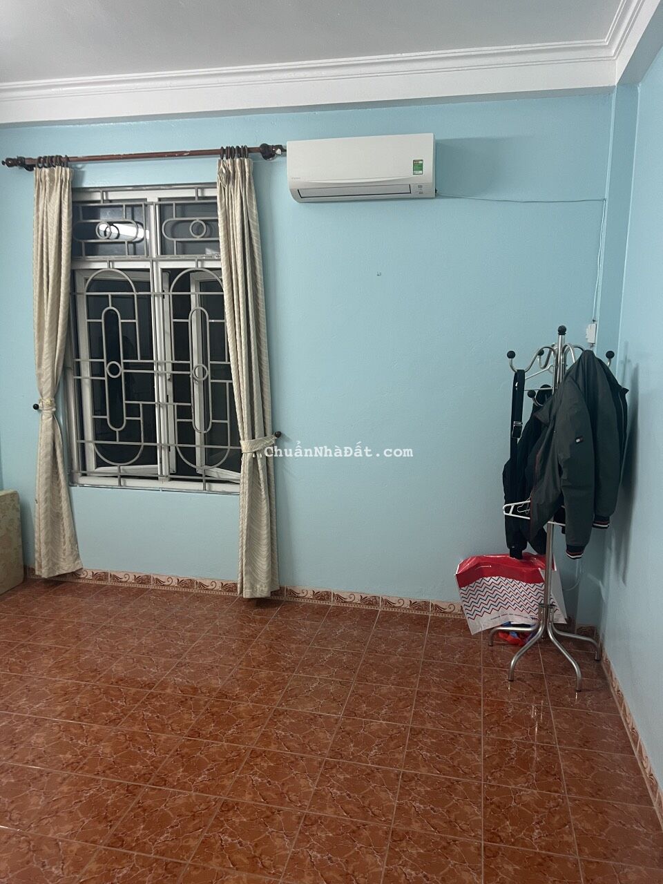 Bán nhà phố Doãn Kế Thiện 68m2 x 4 T x MT 4.5m x 9.4 tỷ.