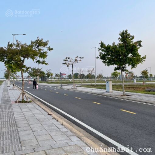 BÁN NỀN GÓC ĐỐI DIỆN CÔNG VIÊN VỊ TRÍ TRUNG TÂM BÁN NỀN GÓC ĐỐI DIỆN CÔNG VIÊN VỊ TRÍ TRUNG TÂM