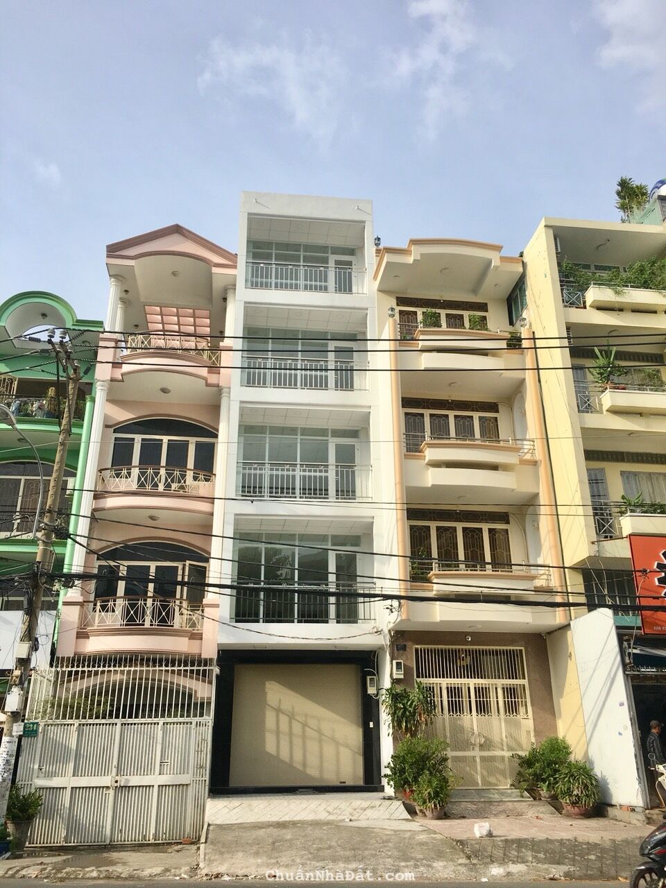 cho thuê Nhà Nguyên căn trệt 4 lầu ST