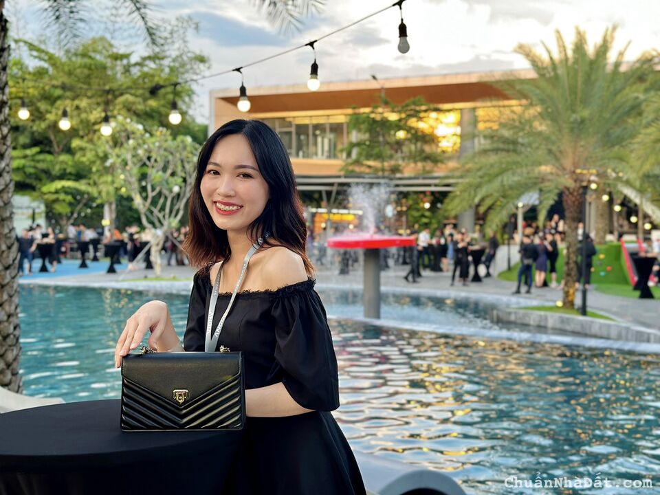 Nhà Phố TP.Tân Uyên - The Standard , nhà mới sổ sẳn , thiết kế phong cách Resort đẳng cấp Nhà Phố TP.Tân Uyên - The Standard , nhà mới sổ sẳn , thiết kế phong cách Resort đẳng cấp