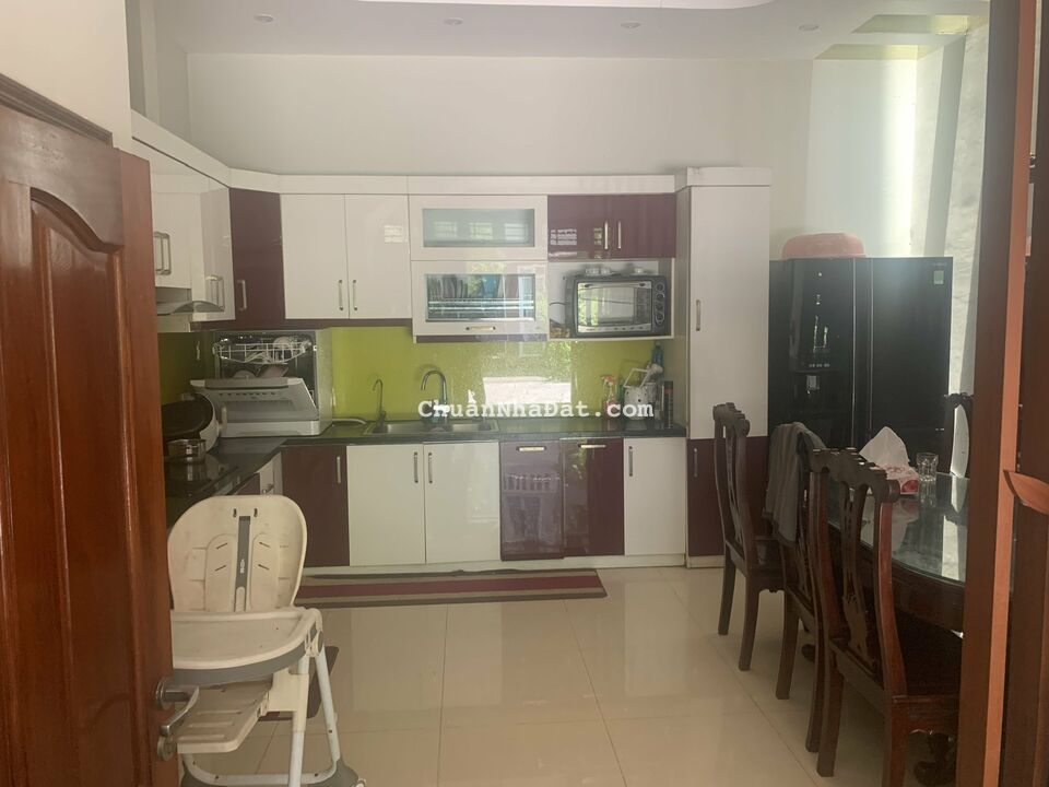  Cần bán nhà 5.5 tầng, full nội thất, ở ngay đón Tết tại khu dịch vụ Dương Nội, Hà Đông