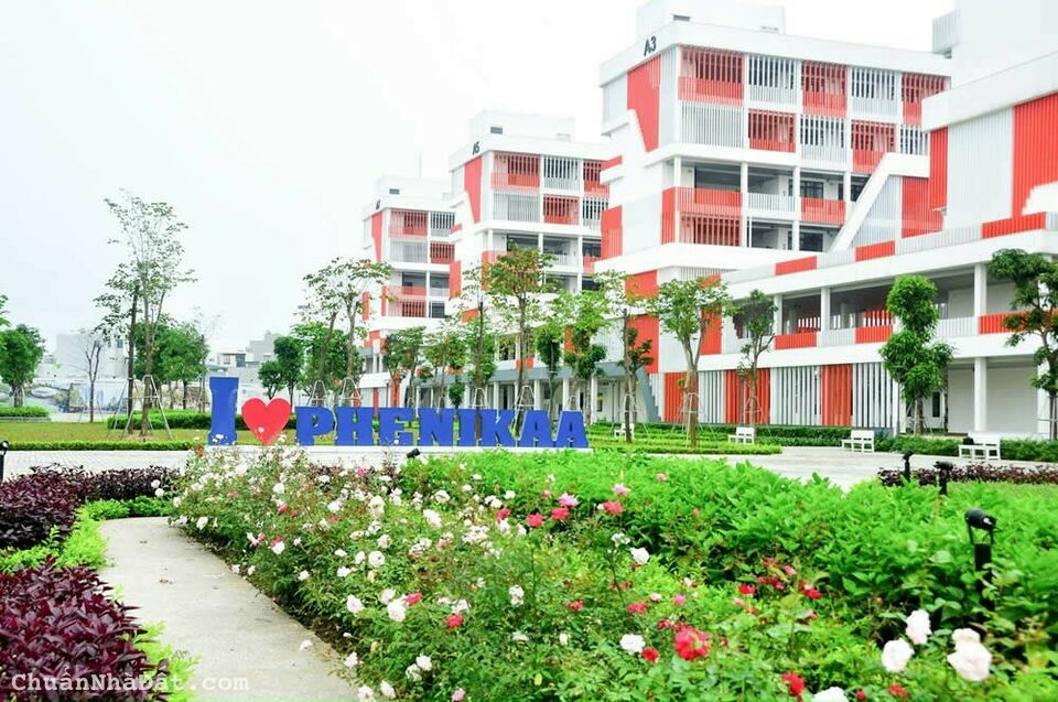 Cần bán gấp mảnh 50m2 tại khu C Yên Nghĩa, ngay chân cầu, vị trí kinh doanh, giá 5.4 tỷ