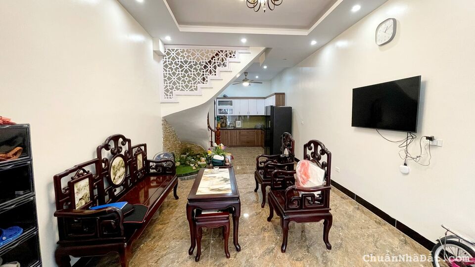 BÁN NHÀ PHỐ HỒNG MAI, S 45M x 5 TẦNG, MT 4.2M, GẦN PHỐ, Ô TÔ ĐỖ CỬA, GIÁ CHỈ 6 TỶ 990