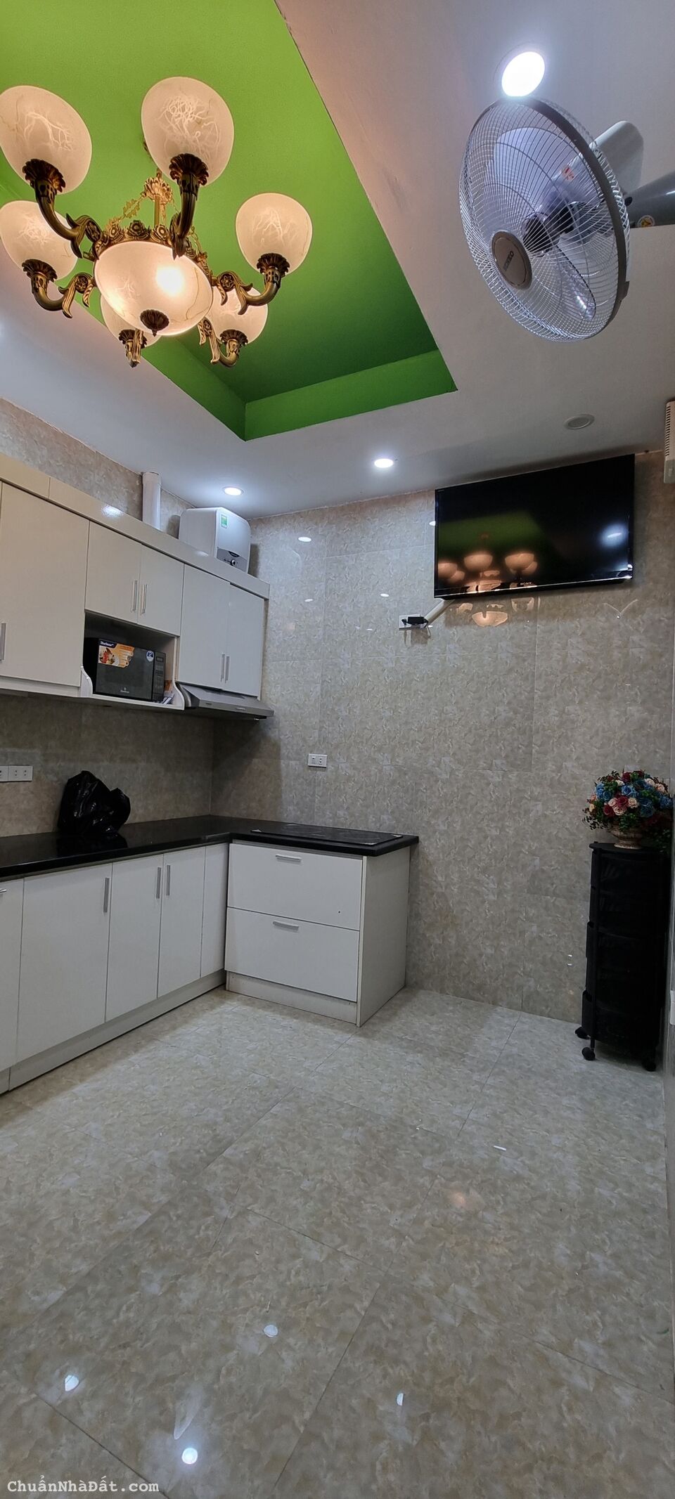 BÁN NHÀ PHỐ HÀN THUYÊN, SIÊU HIẾM, S 33M X 5 TẦNG, VÀI BƯỚC RA PHỐ, GIÁ CHỈ 6 TỶ 1