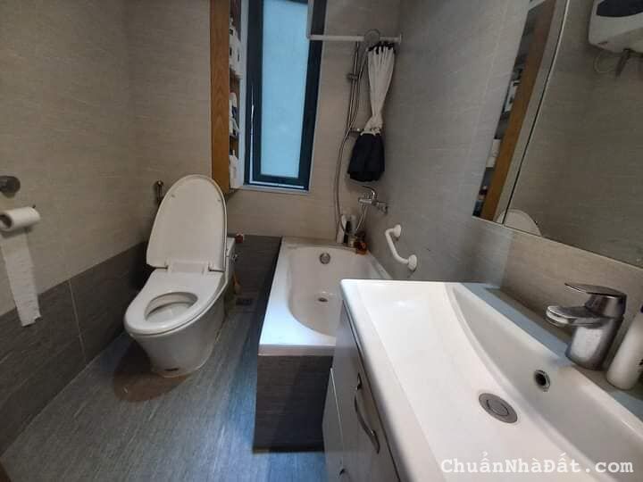 BÁN NHÀ PHỐ ĐẦM TRẤU, PHÂN LÔ Ô TÔ ĐỖ CỬA, S 58M X 4 TẦNG, MT 4.2M, GIÁ CHỈ 13 TỶ 6