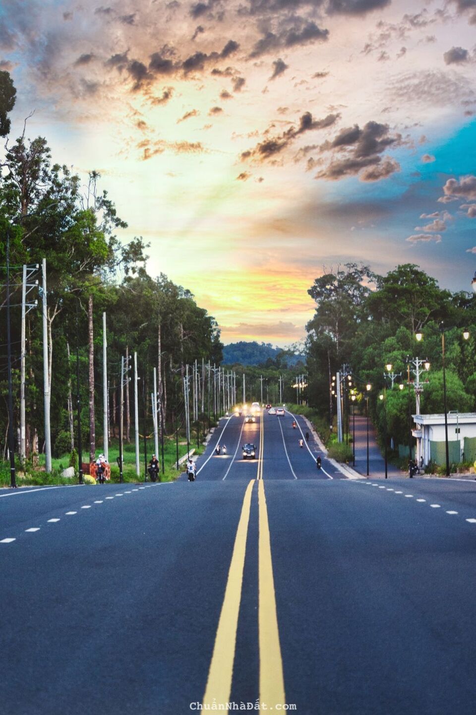 3,5 Tỷ Sở Hữu Shop 90M2 Mặt Tiền Đường Lớn 42M Sầm Uất- Hđ Thuê 38 Triệu/Tháng-0395305875