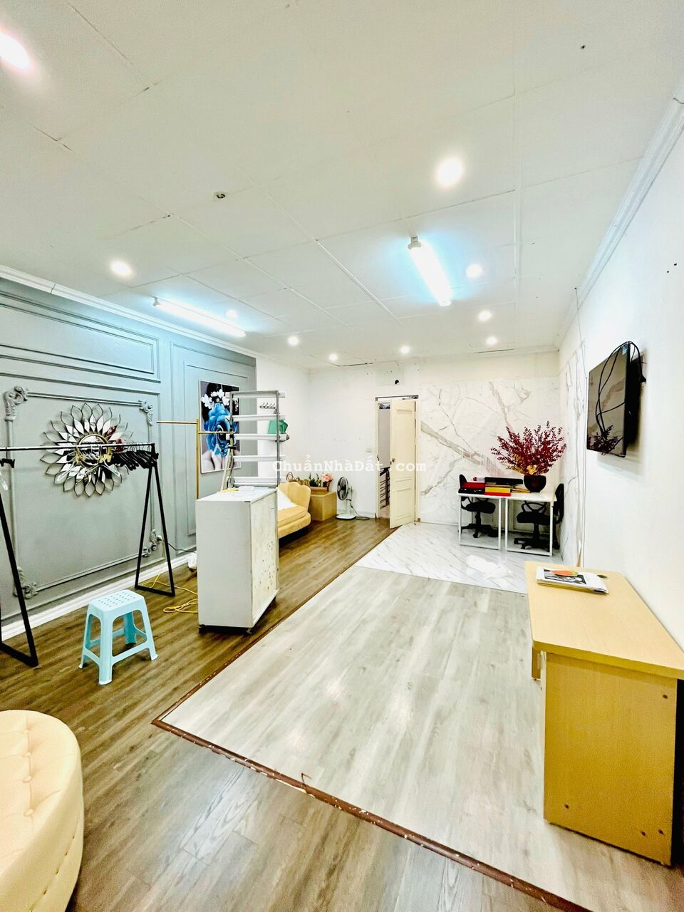 Bán nhà mới xây đường Cầu Đất, Hoàn Kiếm. DT 35m x 4 tầng. Giá bán thương lượng