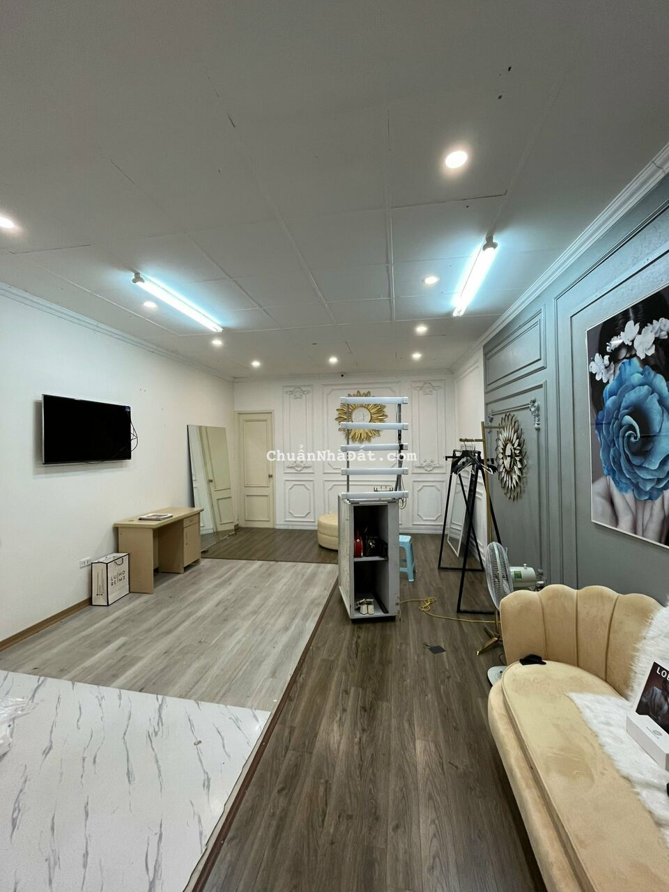 Bán nhà mới xây đường Cầu Đất, Hoàn Kiếm. DT 35m x 4 tầng. Giá bán thương lượng