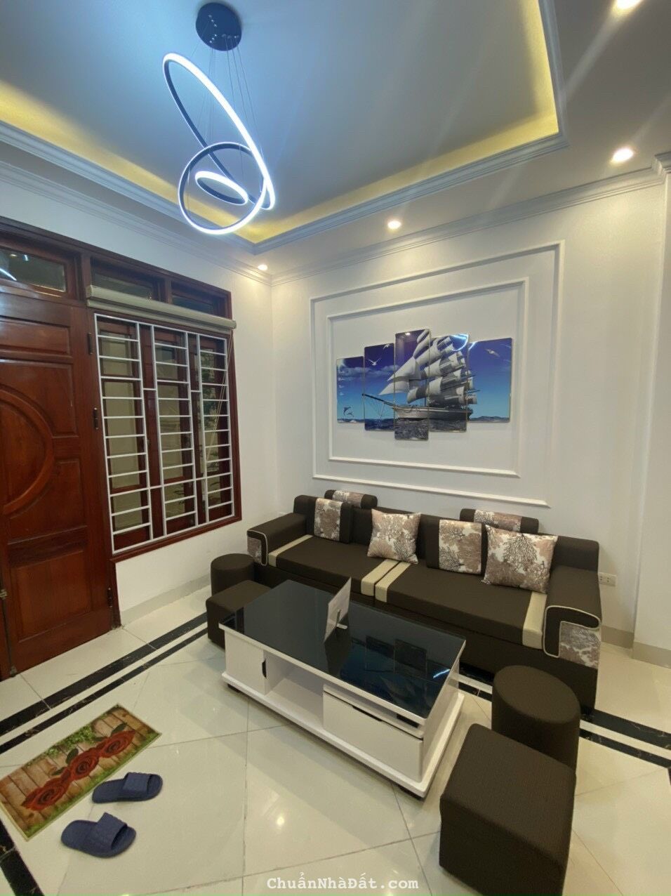 NHÀ MỚI XÂY - BÁT KHỐI - FULL NỘI THẤT - MẶT TIỀN RỘNG - ĐẲNG CẤP - GIÁ 3.9 TỶ