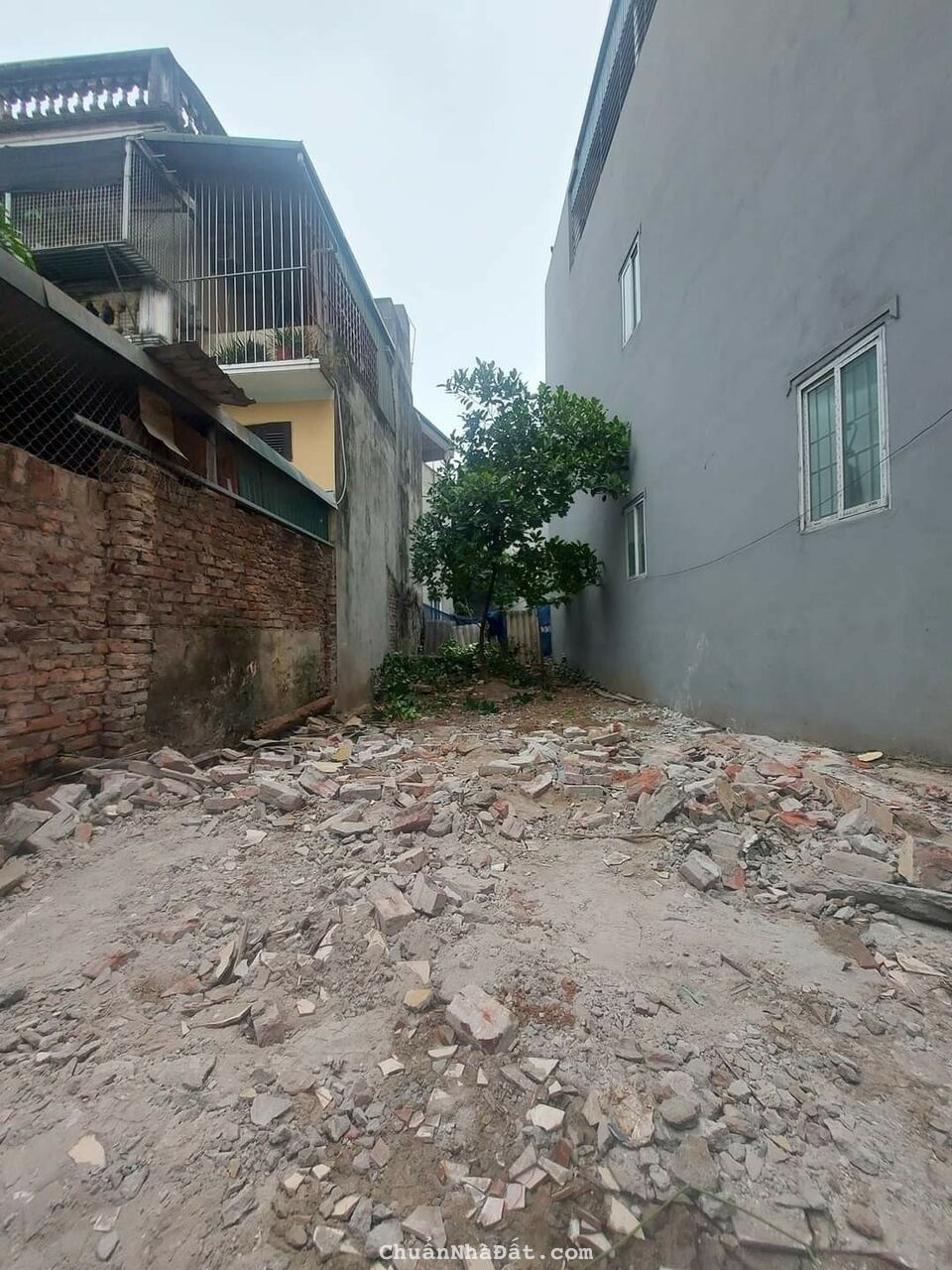 Bán đất Phúc Lợi, Long Biên. 70m2 mt 5m. Gần Ô tô 10m. Giá 2.5 Tỷ Bán đất Phúc Lợi, Long Biên. 70m2 mt 5m. Gần Ô tô 10m. Giá 2.5 Tỷ