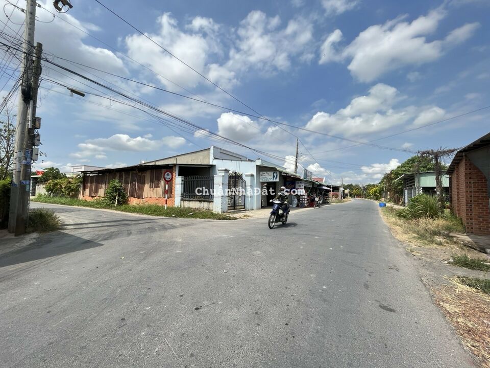 Bán gấp lô đất tại Trảng Bàng mặt tiền đường nhựa giá chốt 750tr