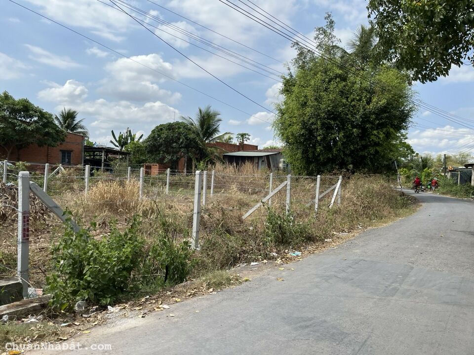 Bán gấp lô đất tại Trảng Bàng mặt tiền đường nhựa giá chốt 750tr