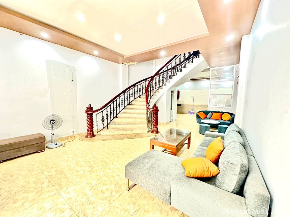 Siêu phẩm mặt đường lô góc Trần nguyên Hãn, Lê Chân, Hải Phòng