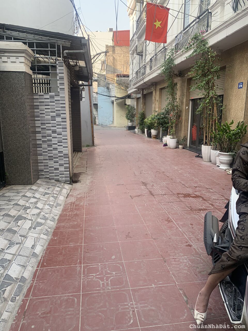 Bán nhà trong Ngõ rộng rãi đường Đà Nẵng, Lạc Viên, Ngô Quyền, Hải Phòng.