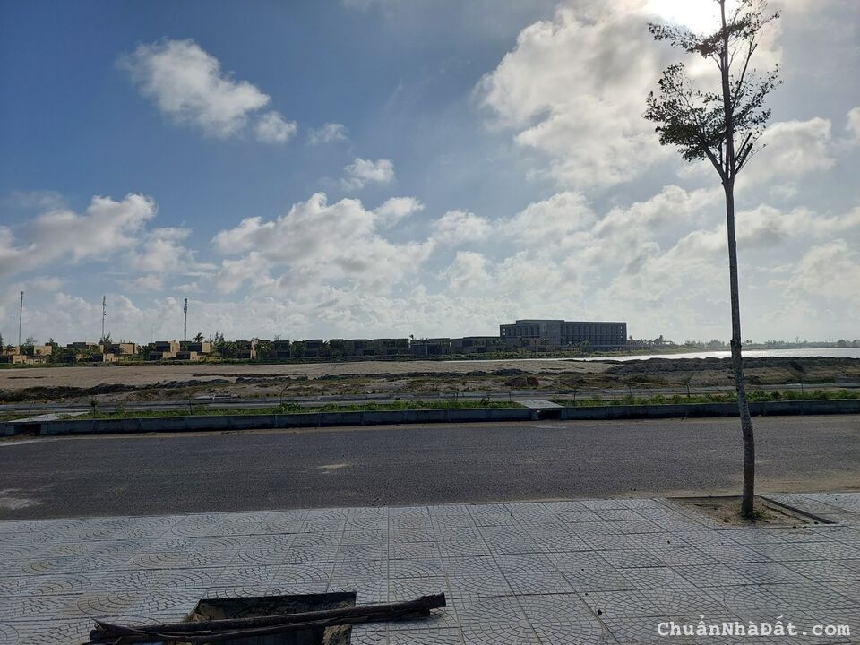 Chỉ với 500 triệu sở hữu dự án X3 Aqua Complex ven sông biển phía nam Đà Nẵng Chỉ với 500 triệu sở hữu dự án X3 Aqua Complex ven sông biển phía nam Đà Nẵng