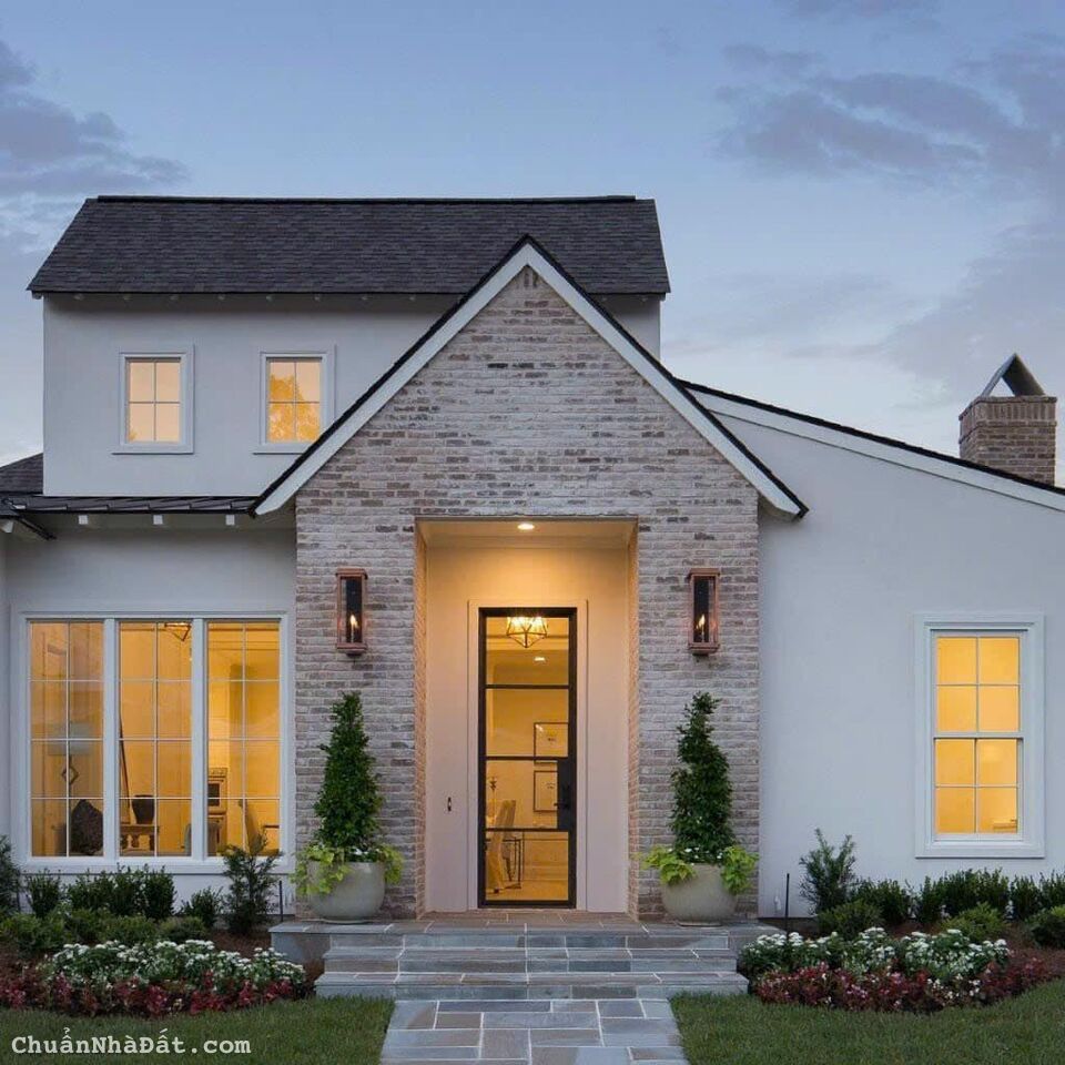 Trả trước 700tr bán ngay nhà vườn 150m2 ( 6*25) trục đường thông 10.5 ngày Vịnh biển Quảng Nam