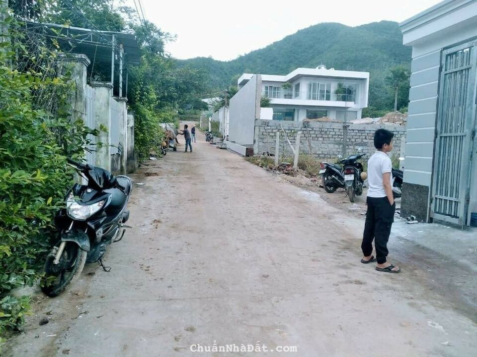 Đất đường thái khang xã Phước Đồng Nha Trang, diện tích 100m.